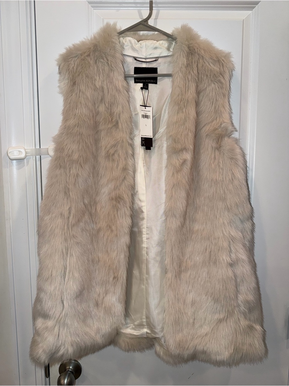 Banana Republic Faux Fur Longline Vest Cream Ivory NWT Large